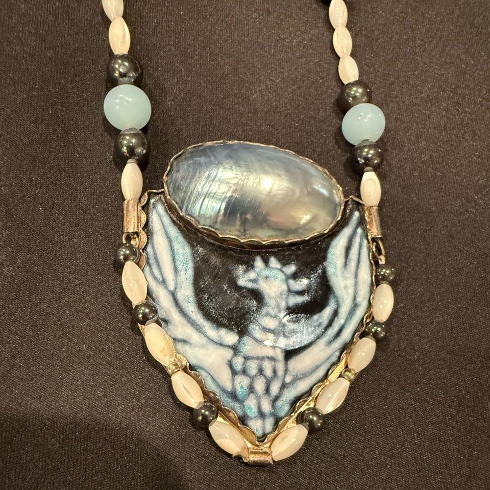Vintage Phoenix Necklace – Handcrafted Navajo Artistry Glass and Black Pearl - Picture 4 of 16